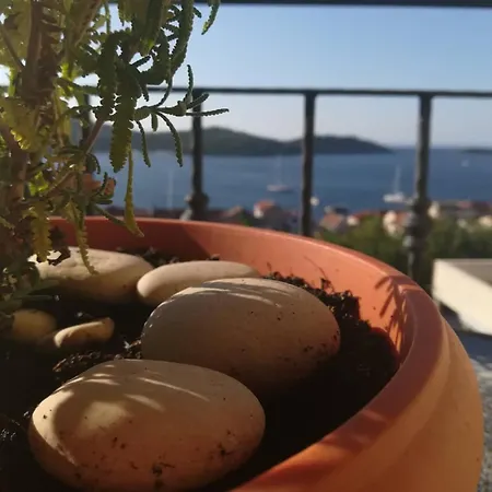 A Lovely And Cozy With A Breathtaking View