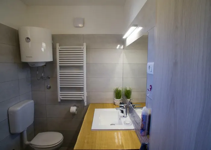 A Lovely And Cozy With A Breathtaking View Vis