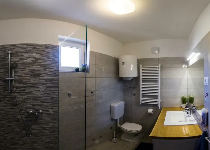 A Lovely And Cozy With A Breathtaking View 3* Vis